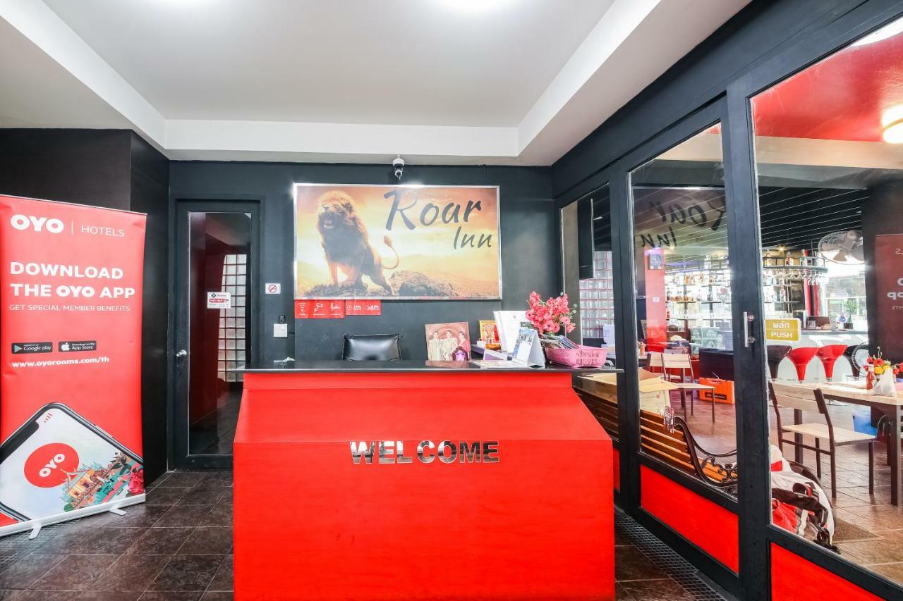 Oyo 244 Roar Inn Patong Bagian luar foto
